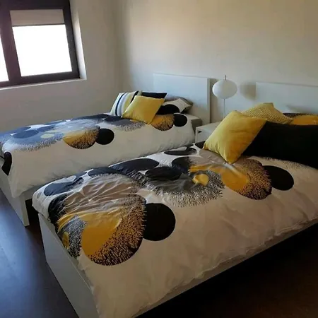 Vivenda Junto Ao Mar מינדלו