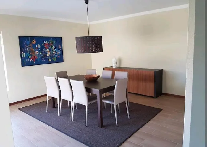 Vivenda Junto Ao Mar Вилла *